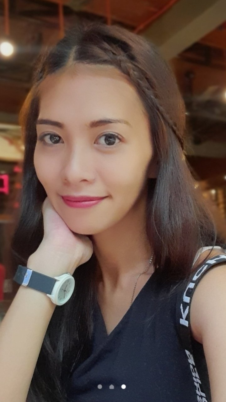 Cynthia escort in Boracay