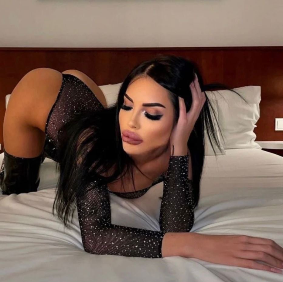Valeria escort in Bucharest