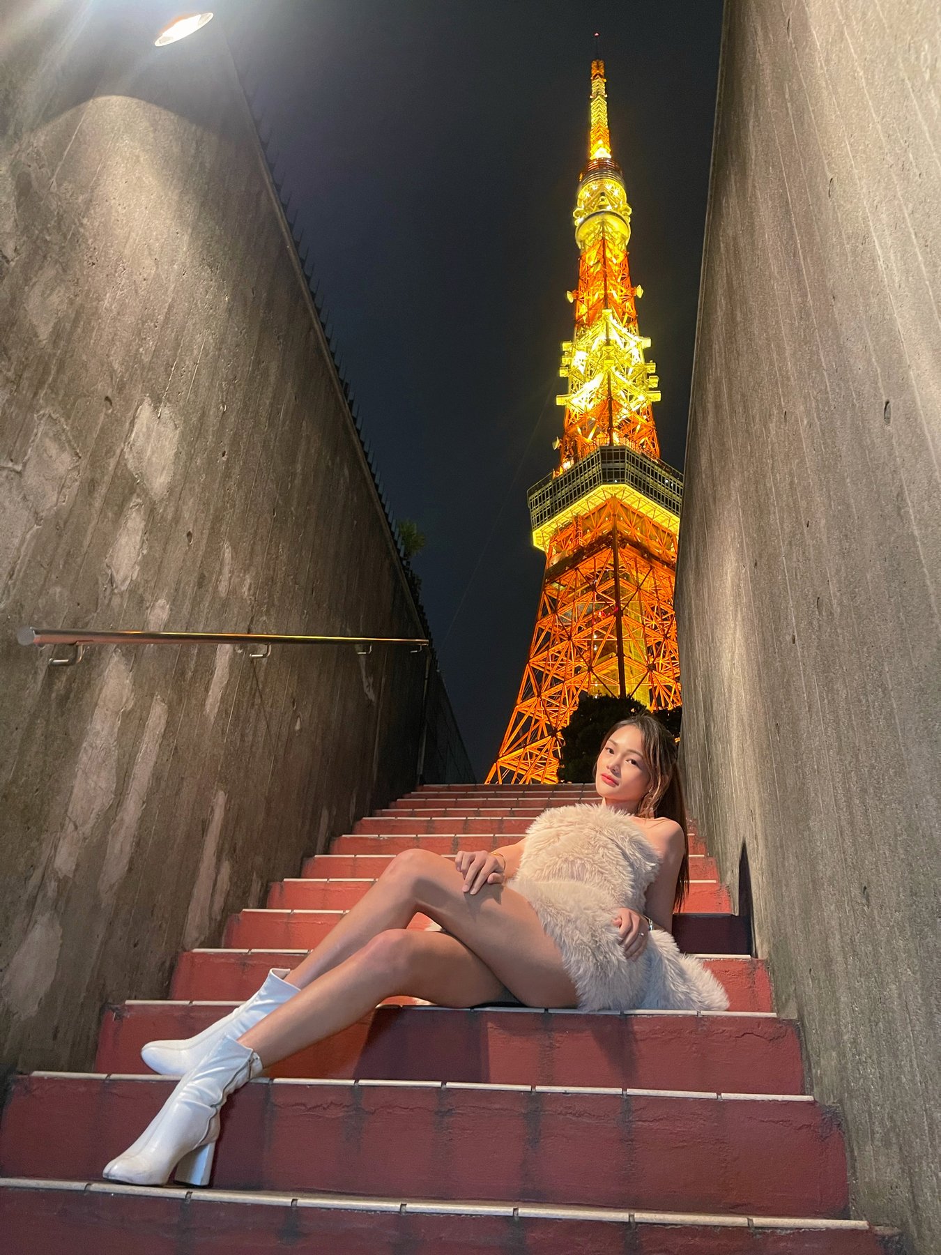 Alice model sexy girl escort in Osaka