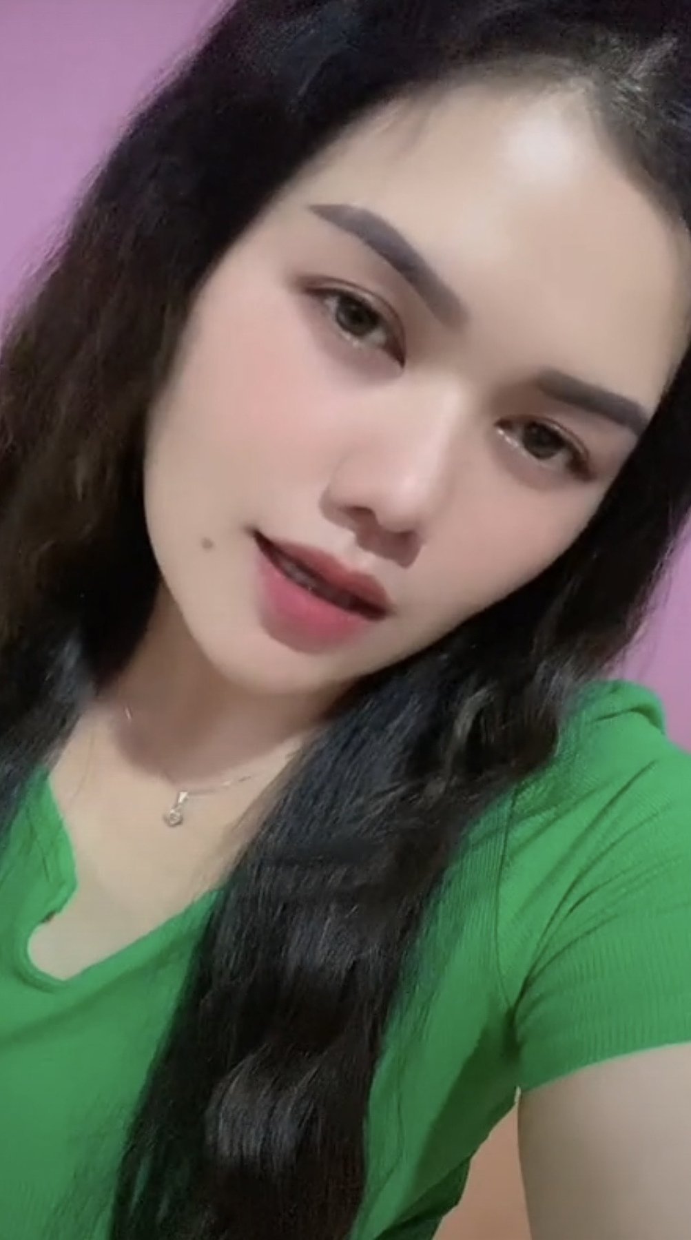 Roseanne (Part Time) escort in Dubai