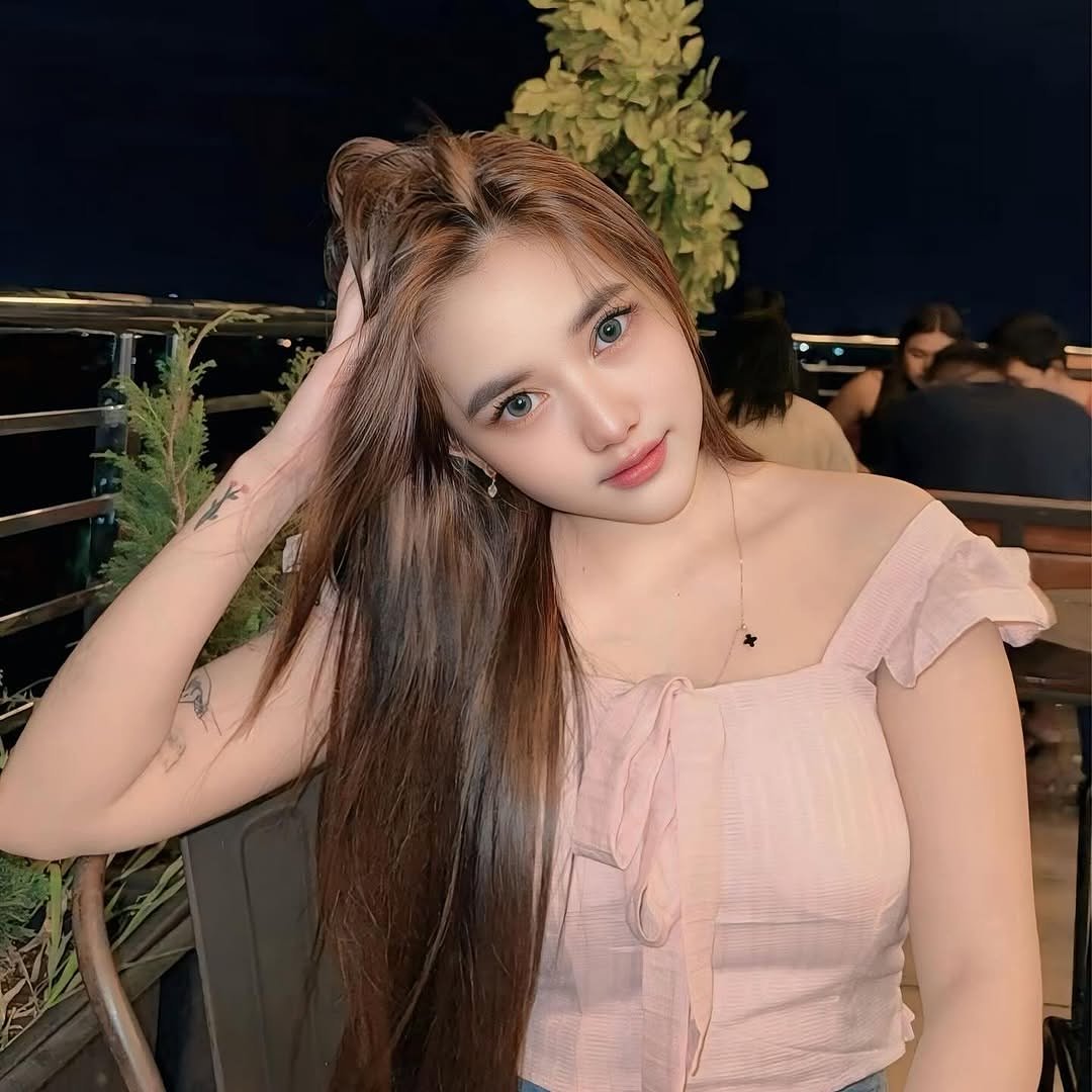 Sasa Steviani escort in Surabaya