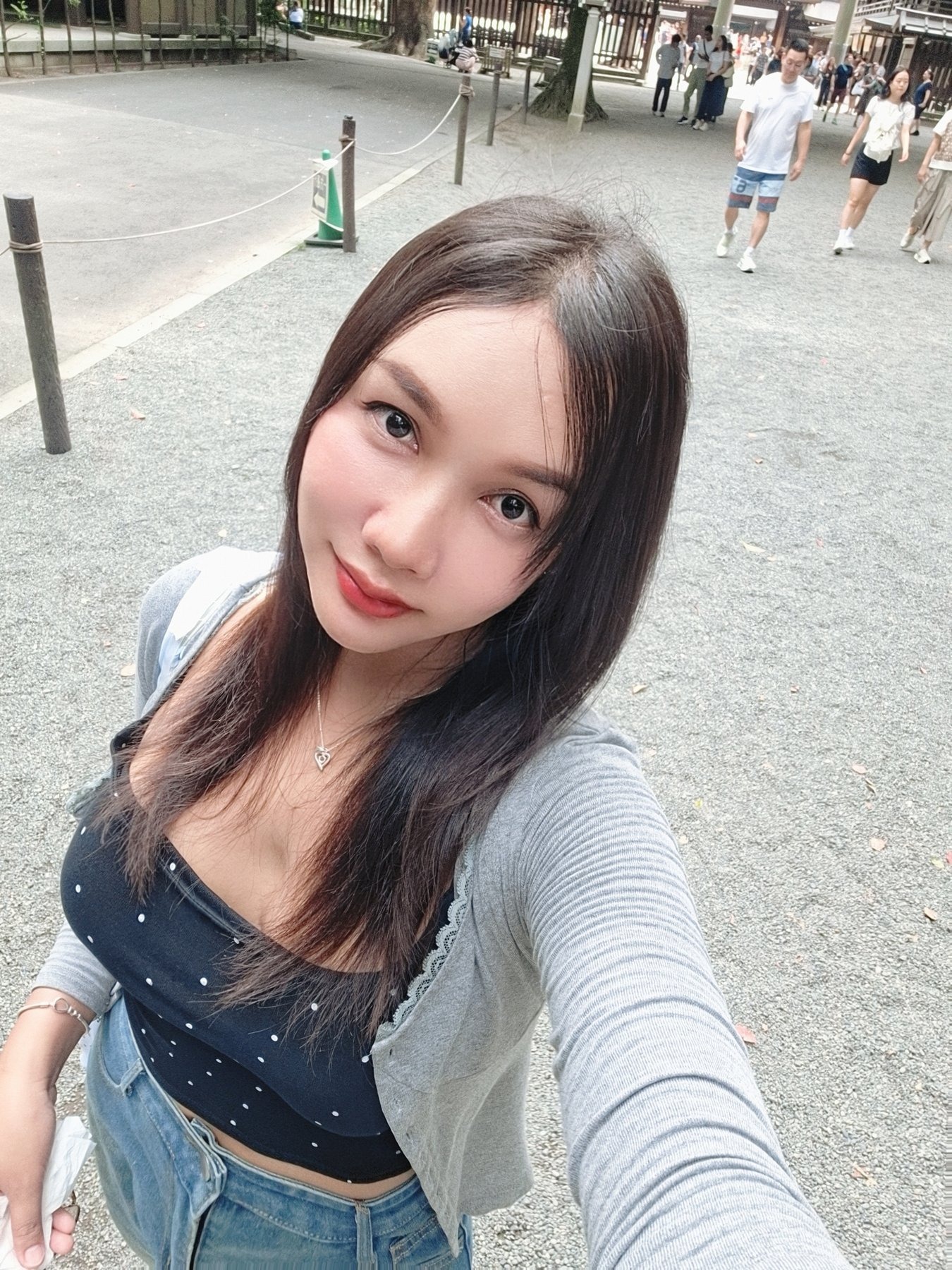 Yuri escort in Tokyo