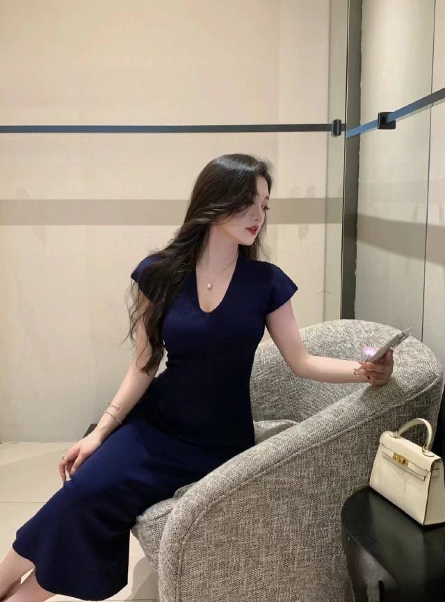 Alisa escort in Shanghai