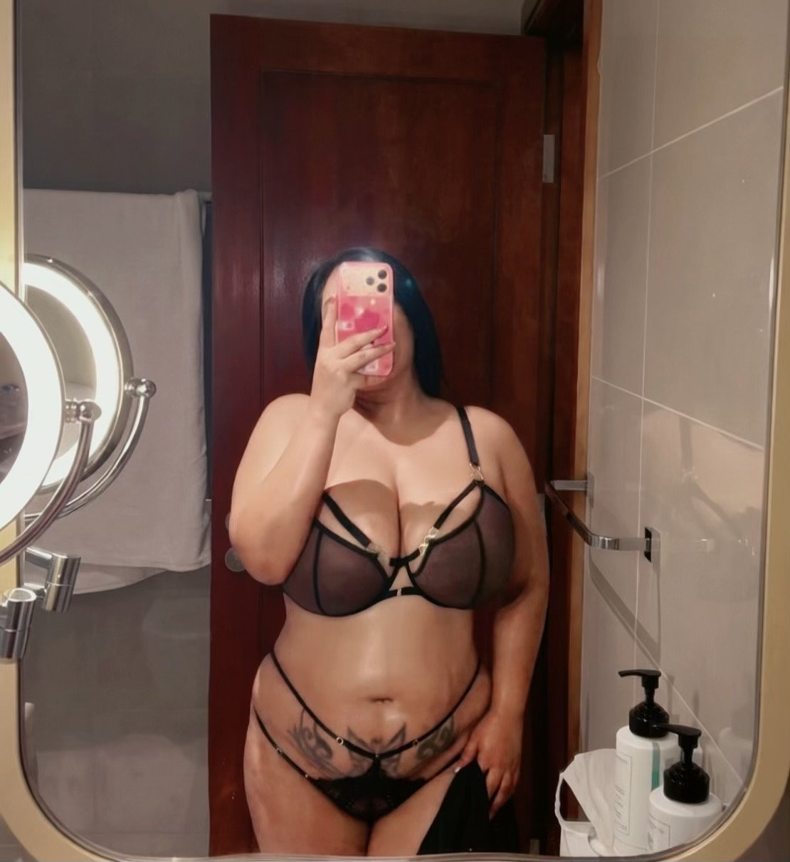 Pookie escort in Bangkok