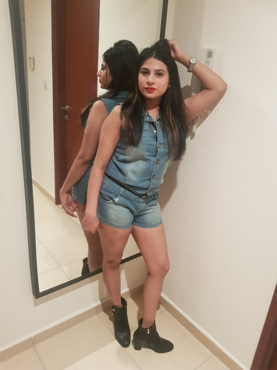 Meenakshi escort in Dubai
