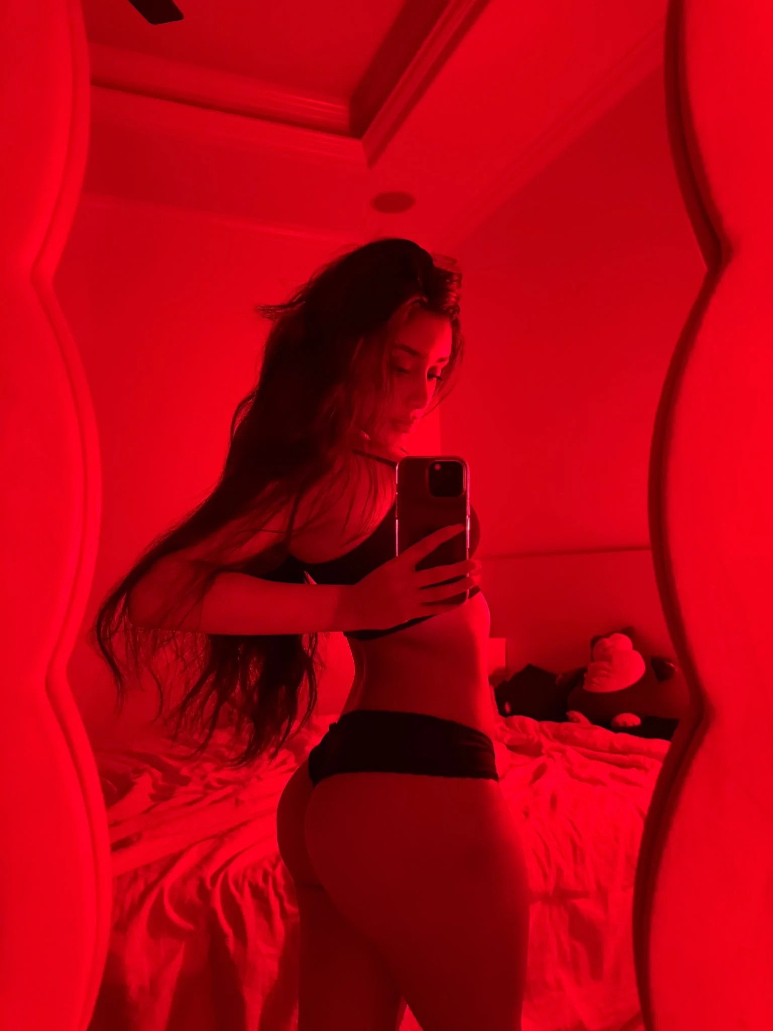 Emily escort in Belgrade