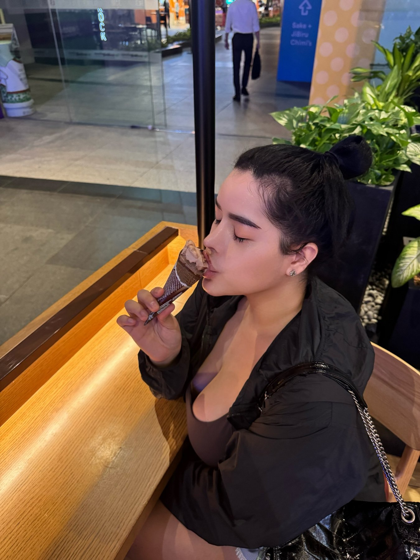 SULTRY KRISTINA! escort in Manila