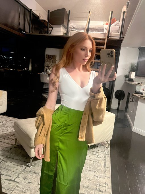 Anicette escort in Dublin