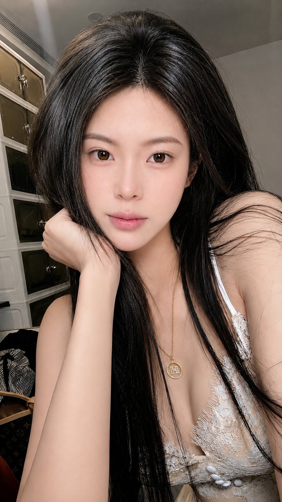 Ju ly escort in Dubai