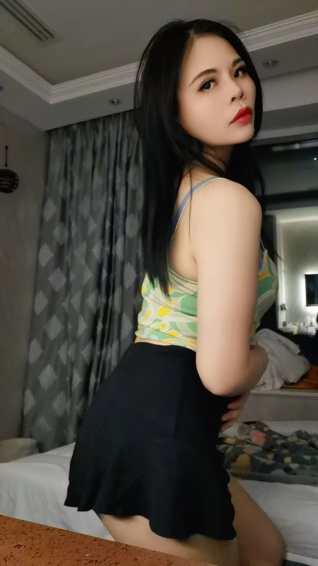 Asian favor Lalisa escort in Durres