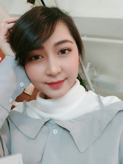 Rie escort in Tokyo