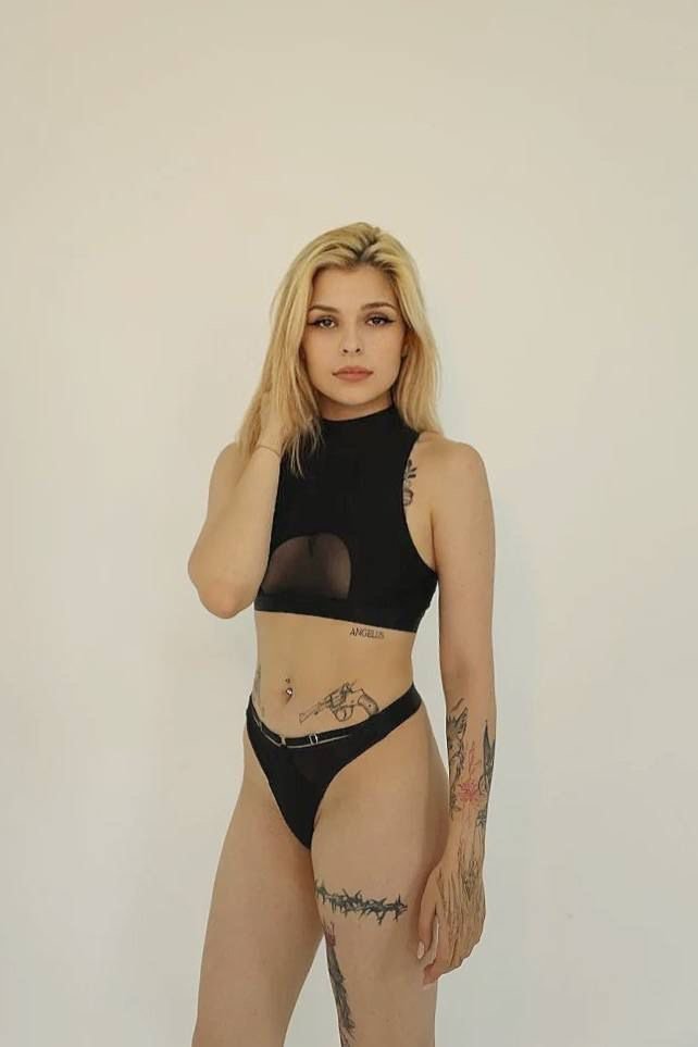Rina First Time escort in Dubai