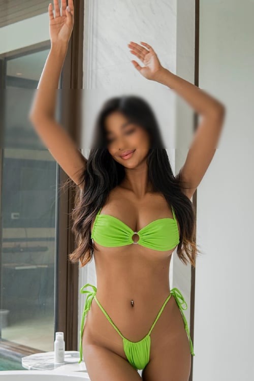 Janine escort in Berlin