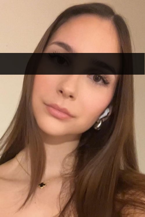 Kylie escort in Berlin