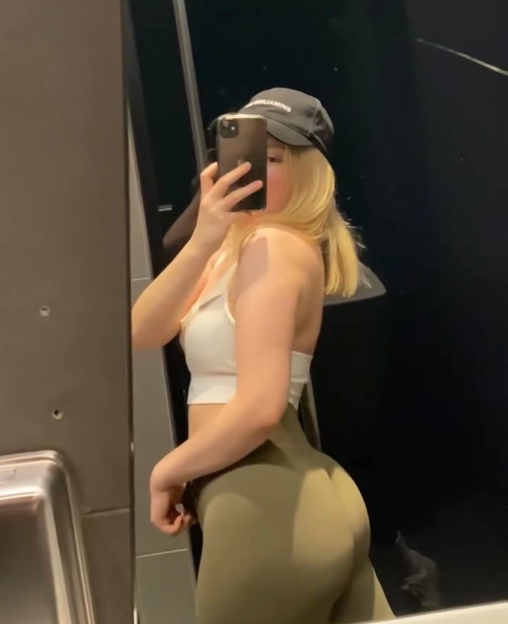 KREYA escort in Istanbul