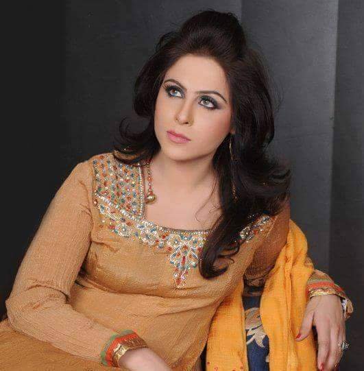 Hina Indian Model escort in Dubai