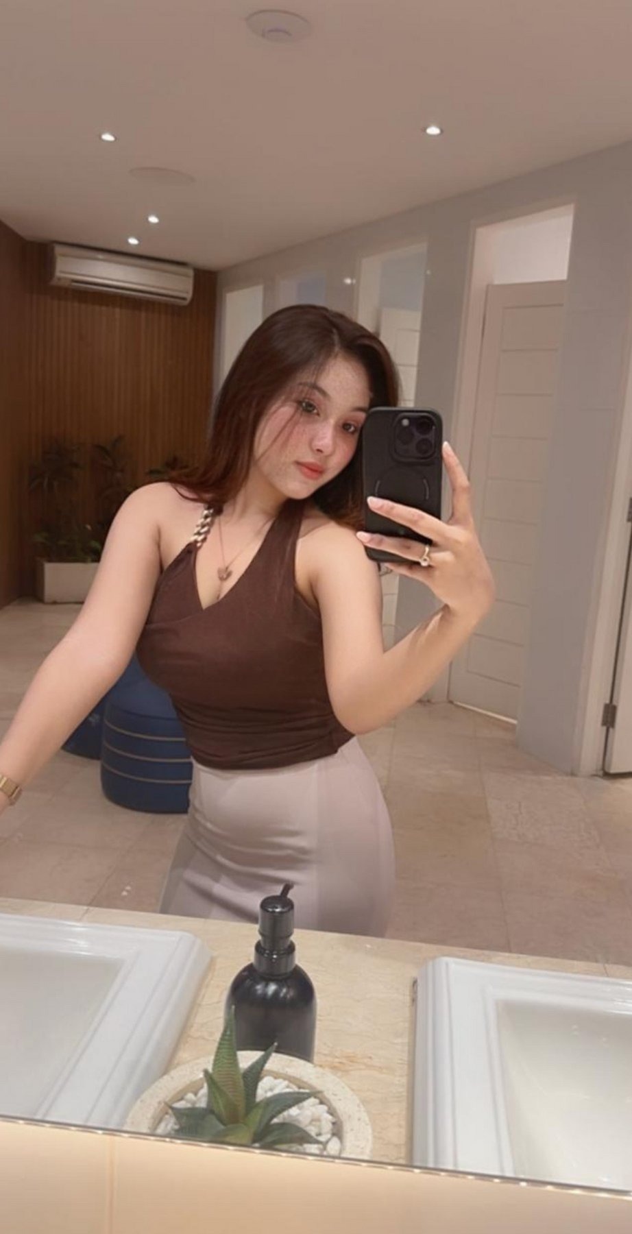 Isyana escort in Jakarta