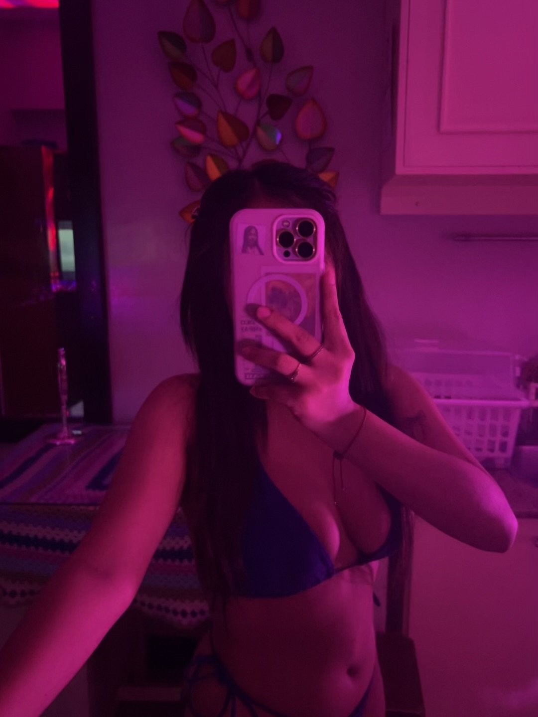 Yumi Hail escort in Manila