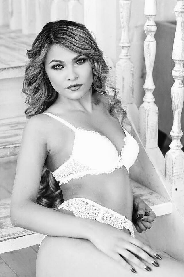 Eva escort in Amsterdam