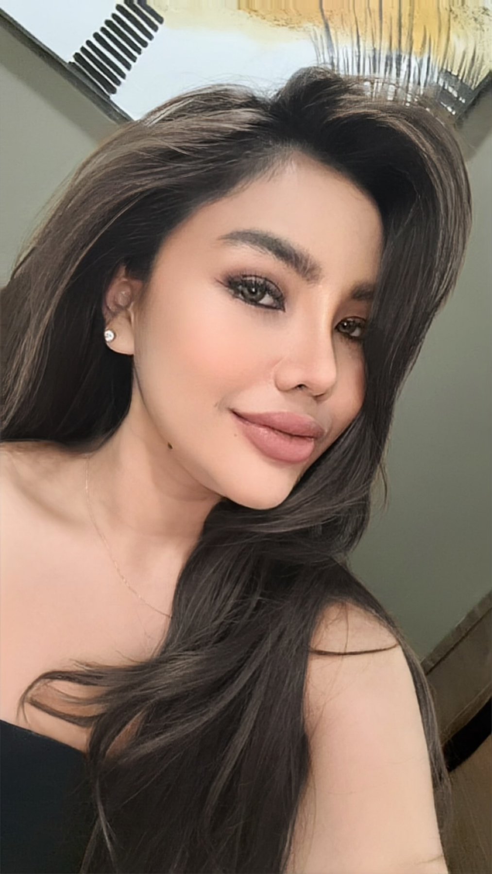 Audrey Carl best BJ and Party escort in Jakarta