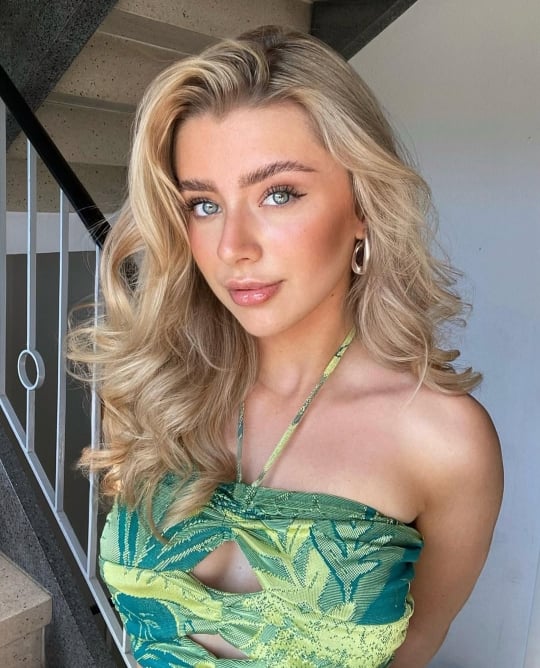 KRISTEL escort in Paris