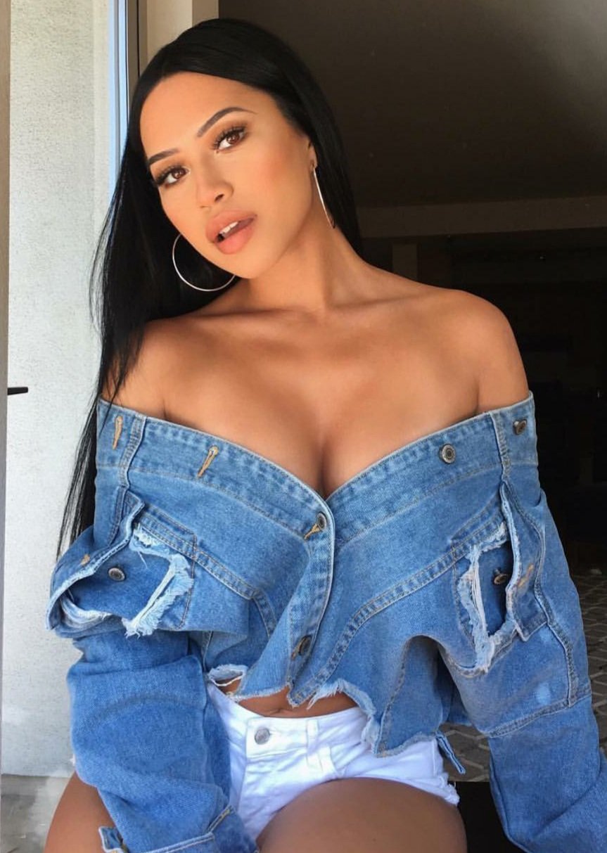Lucy sexy hot korean escort in Singapore