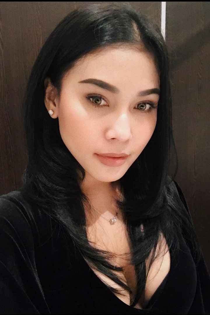 Naaira escort in Klang