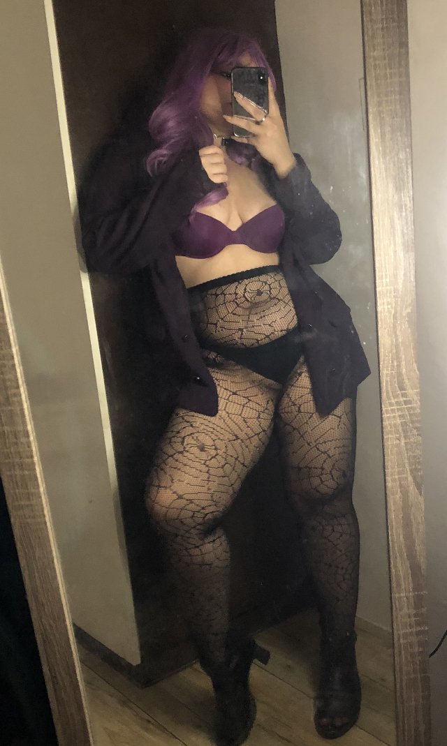 MistressMaze Kinkster+Companion escort in Manila