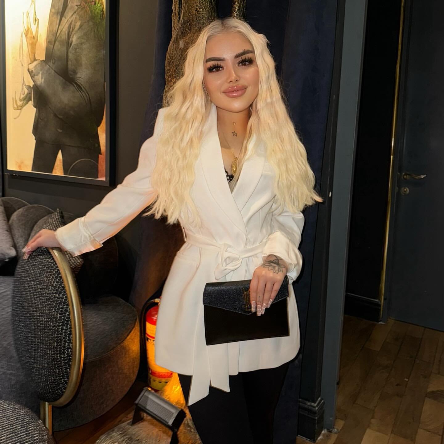 Dilara Vip escort in Izmir