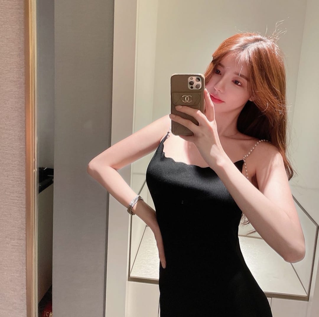 Sexy Korean Minji escort in Taipei