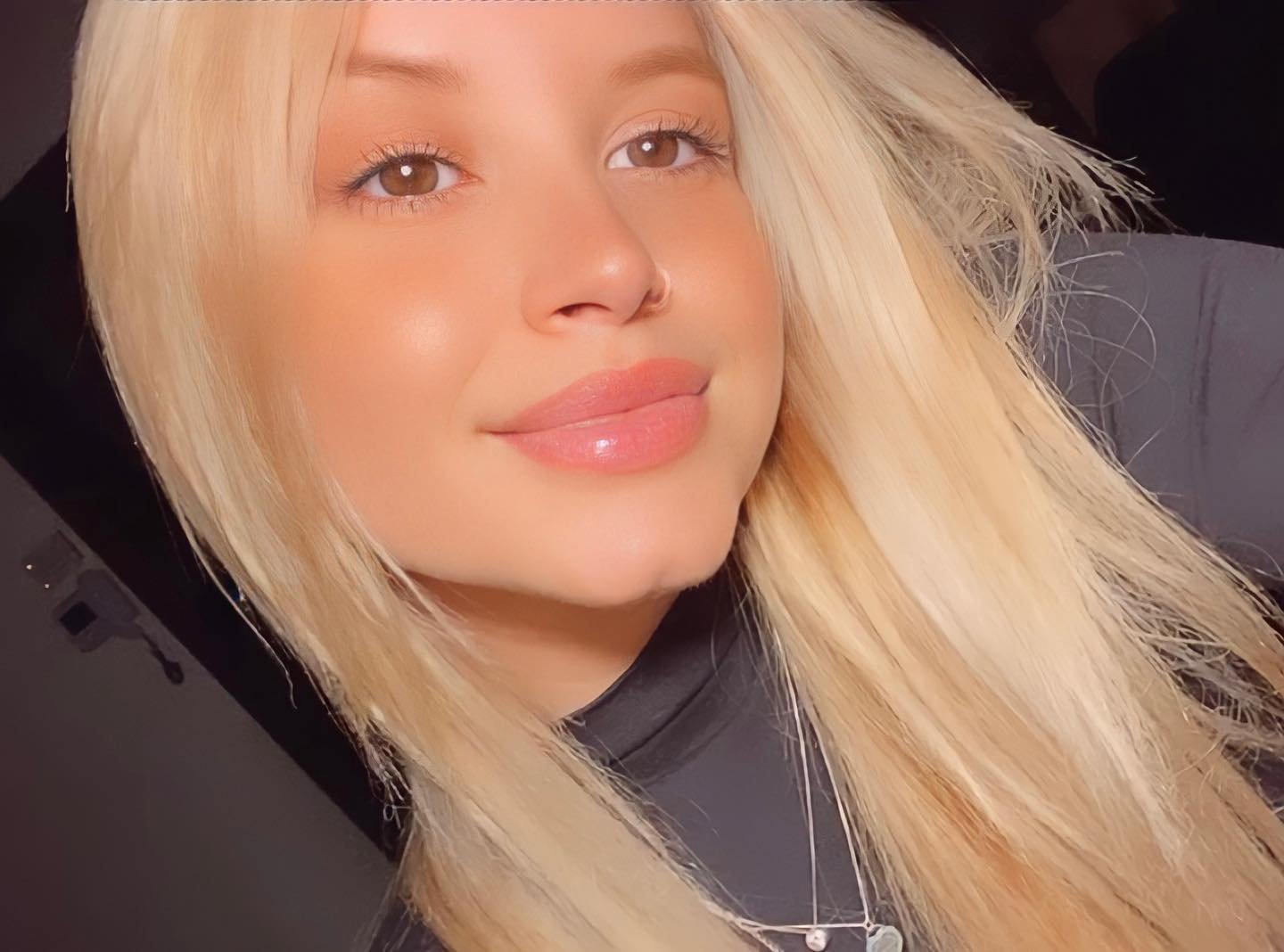 Wanona escort in Lyon