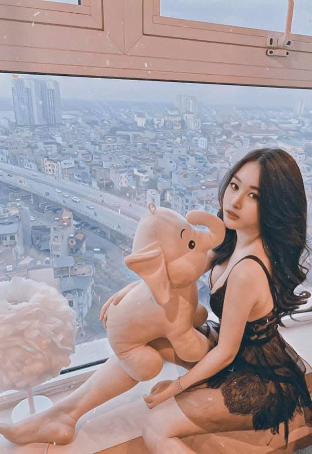 Phoenix escort in Phu Quoc