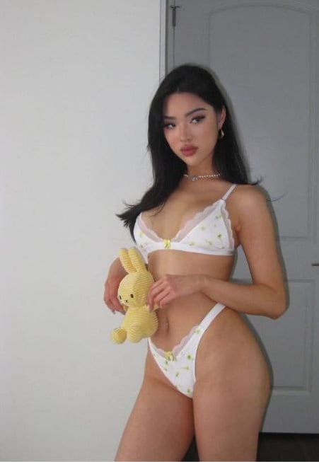 Berfin escort in Izmir