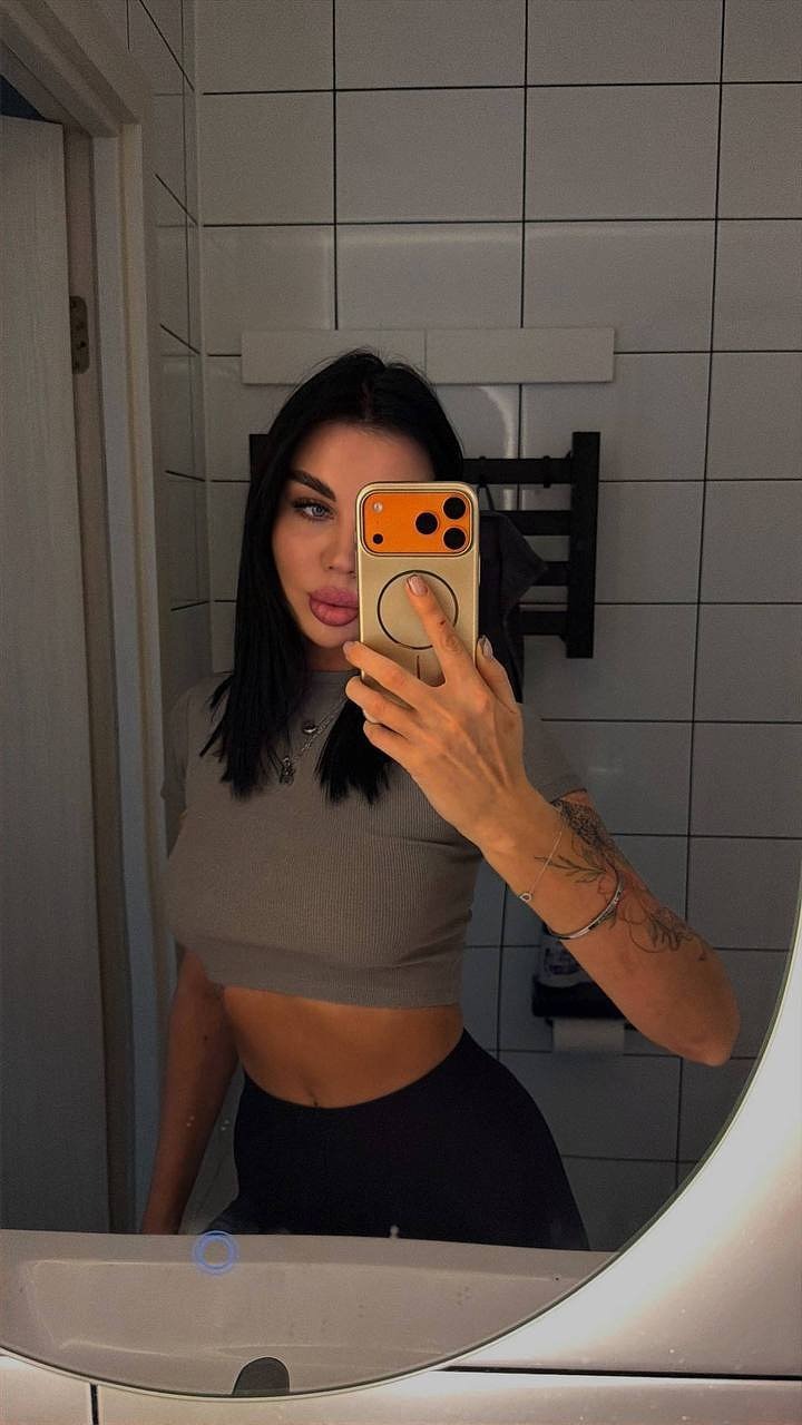 Tessa escort in Bangkok