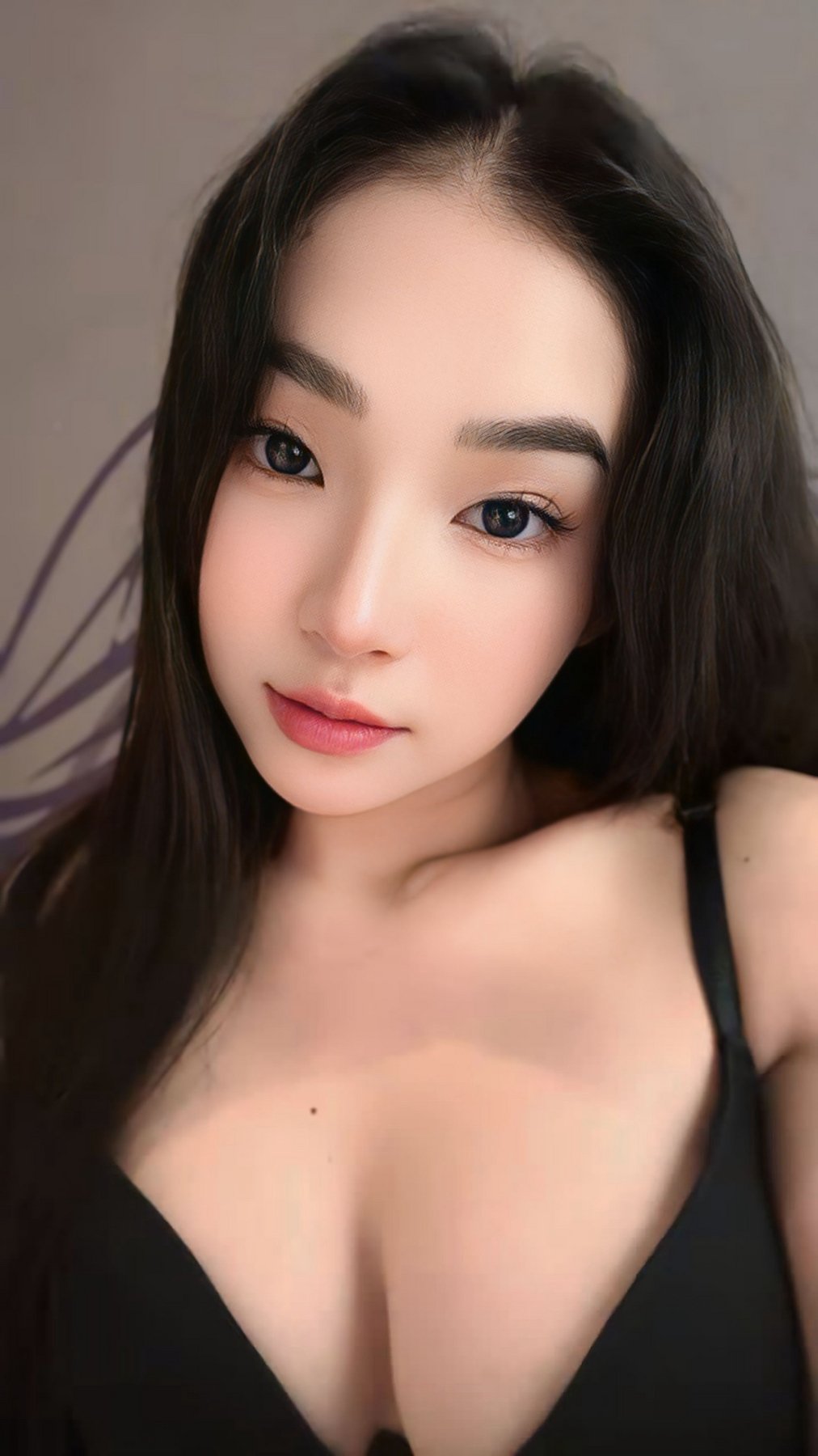 Yumi escort in Singapore