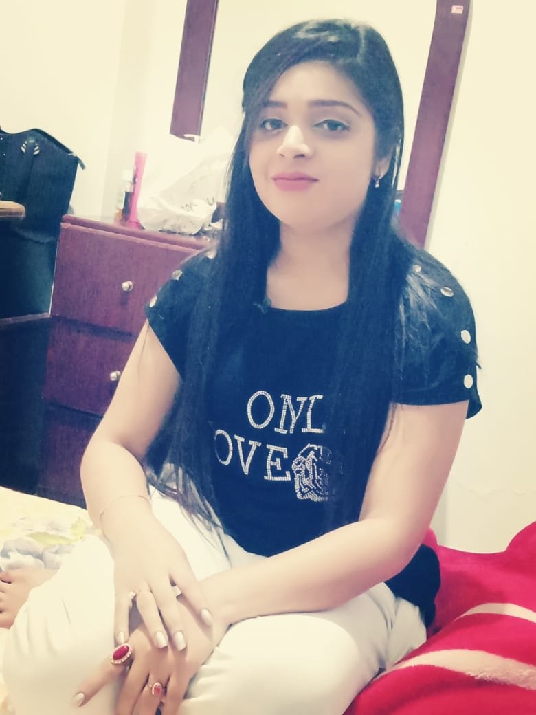 Preeti Indian Busty Girl escort in Dubai