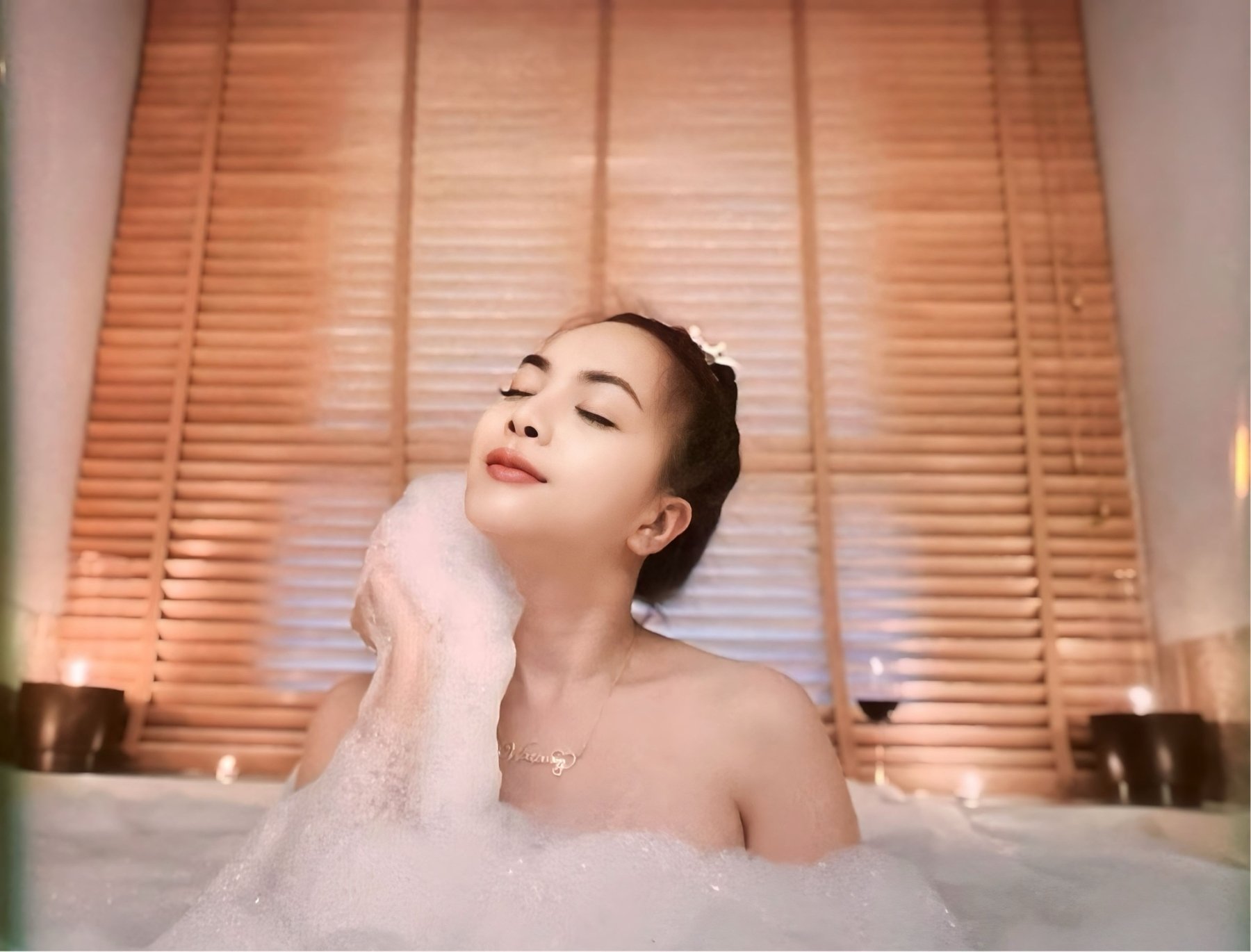 Annie 3 some anal incall3000 escort in Bangkok