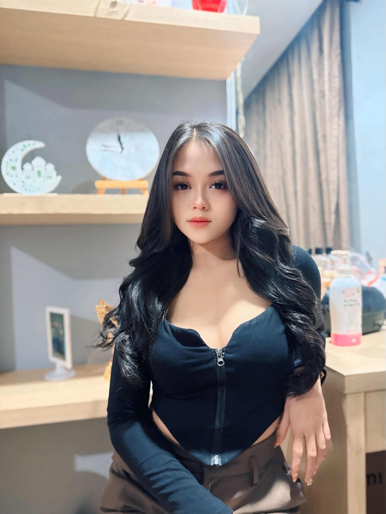 Zara Felicia escort in Kuala Lumpur