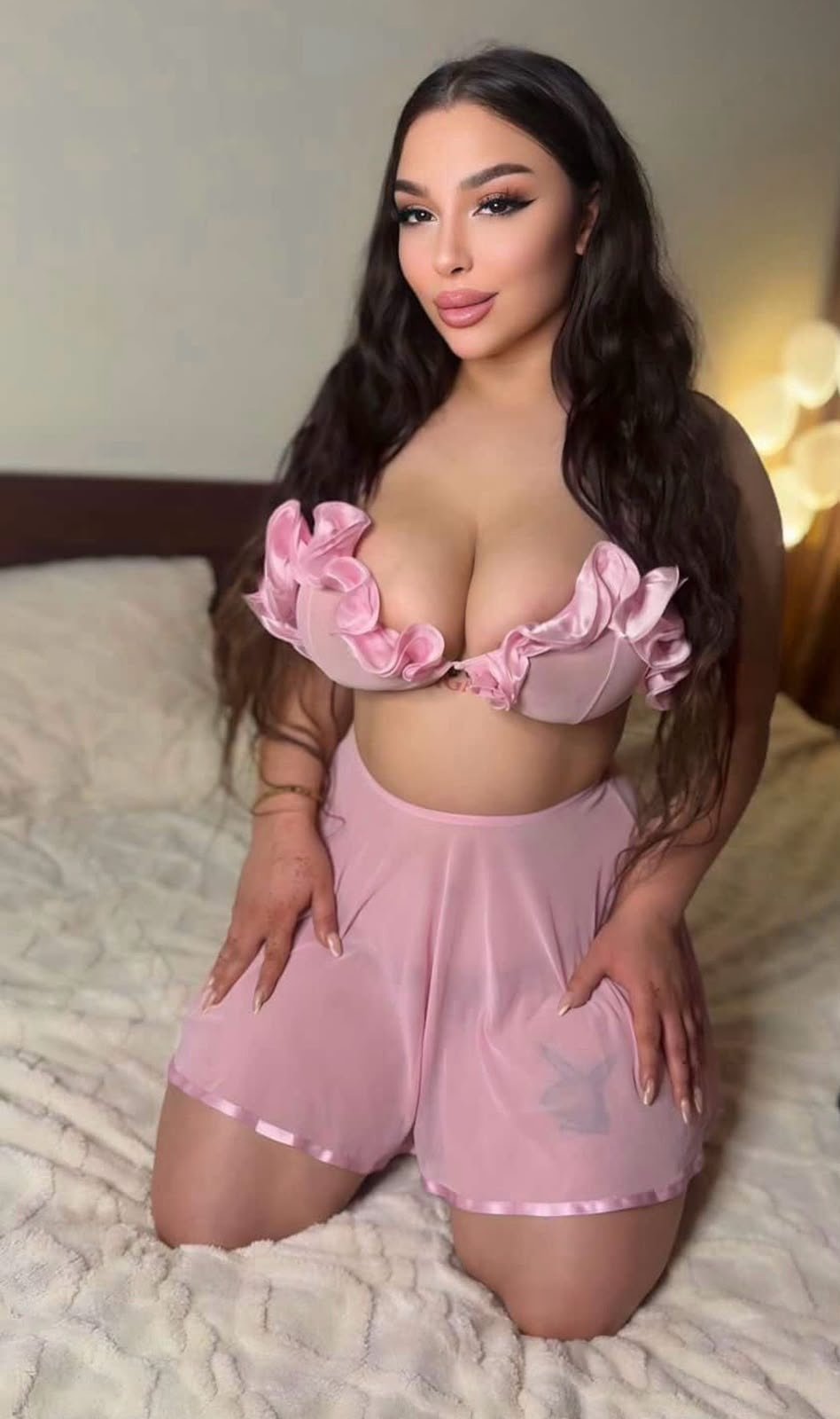 Selen escort in Dubai