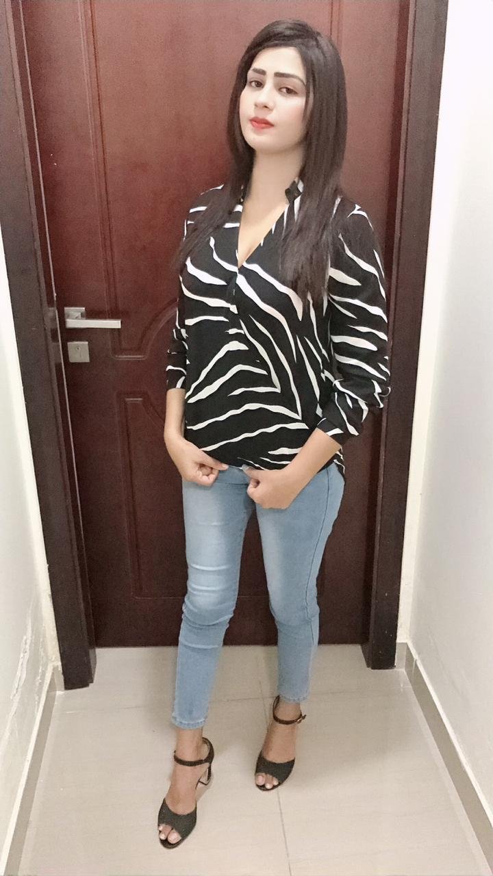 Mano Indian Girl escort in Dubai