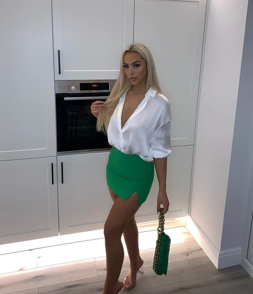 Auriana escort in Stuttgart