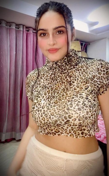 Ashley escort in Riyadh