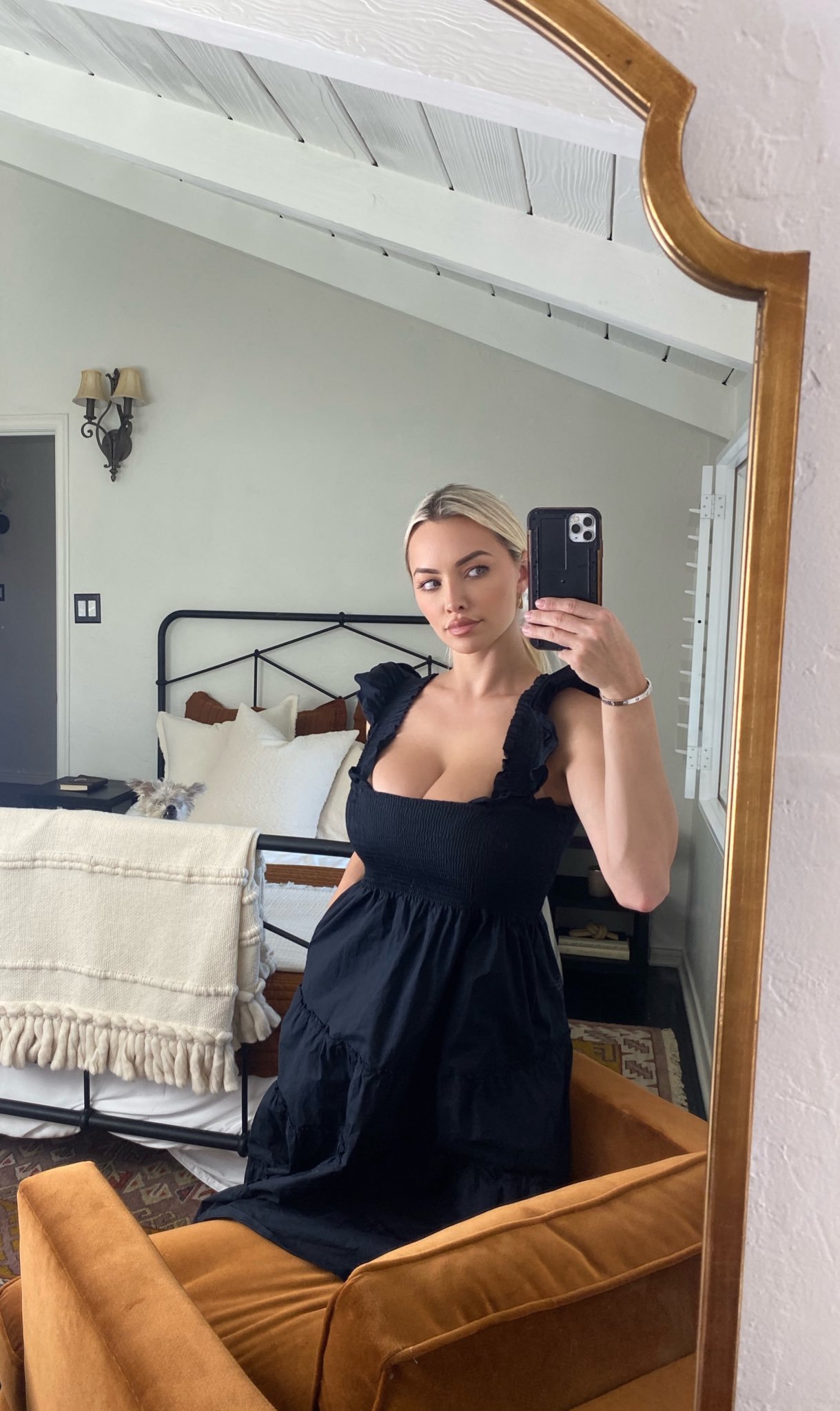 Nellyjenny escort in Brussels