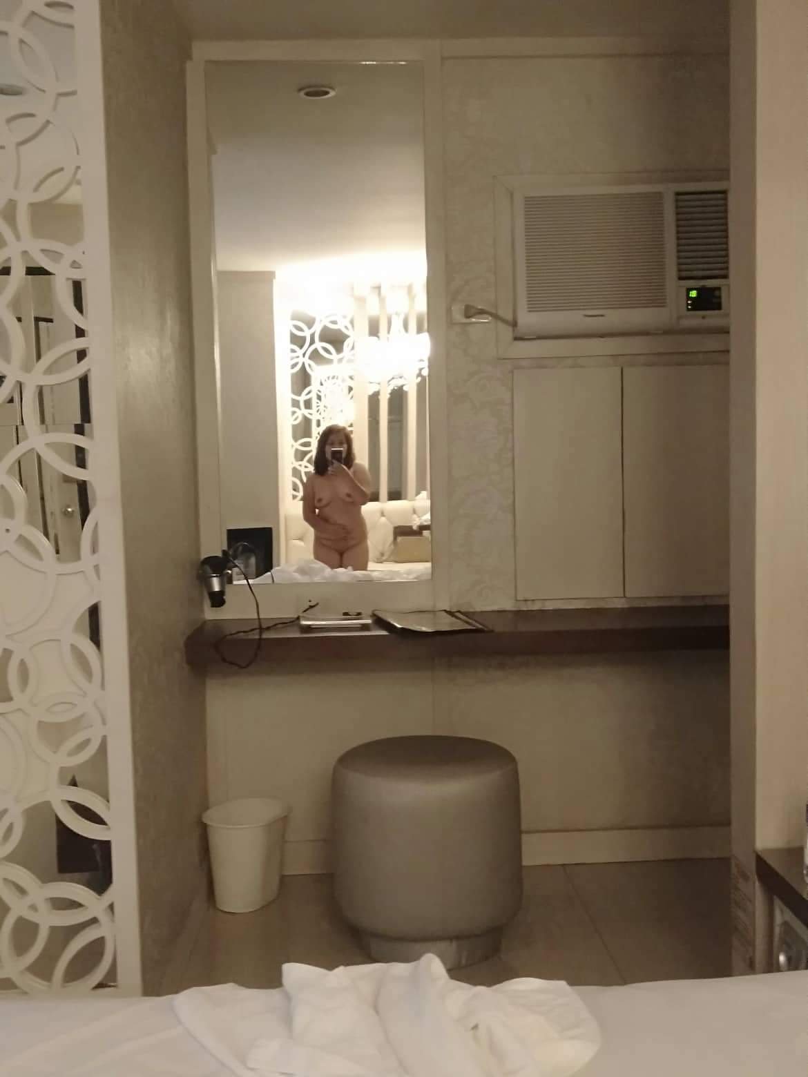Anne Your Hotmom From Manila escort in Makati City