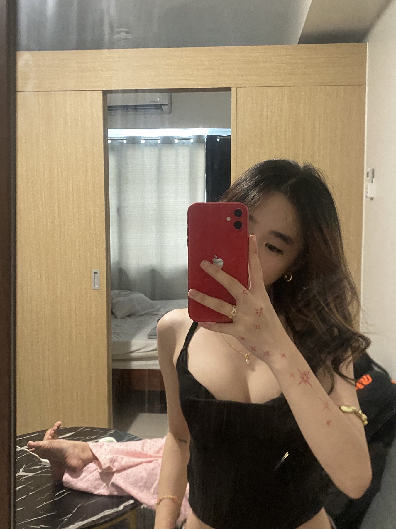 Yashi Vy escort in Manila