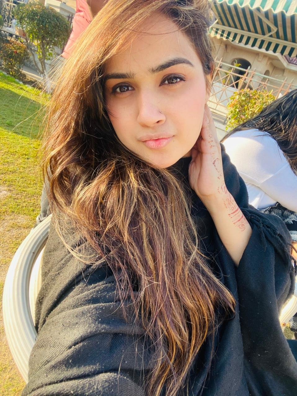 Karishma Independent Model escort in Dubai