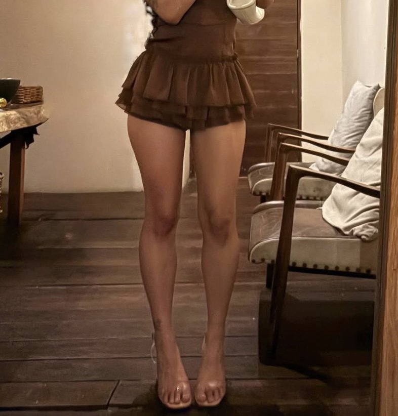 Laela escort in Singapore