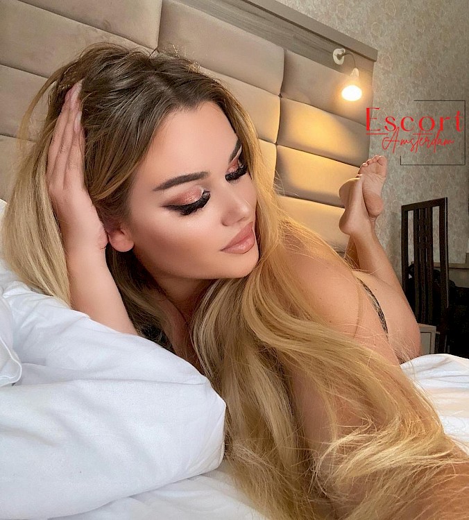 Ciara escort in Amsterdam