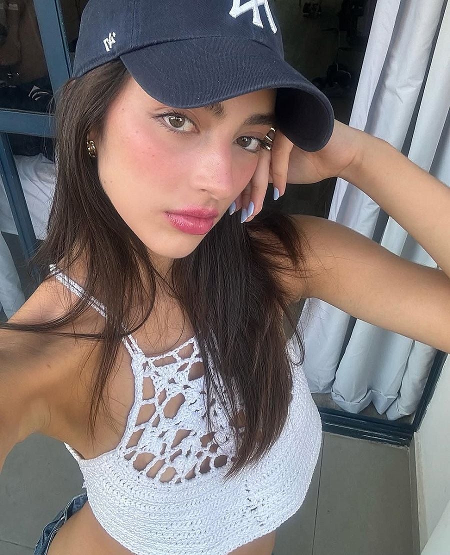 ROSMARI escort in Paris