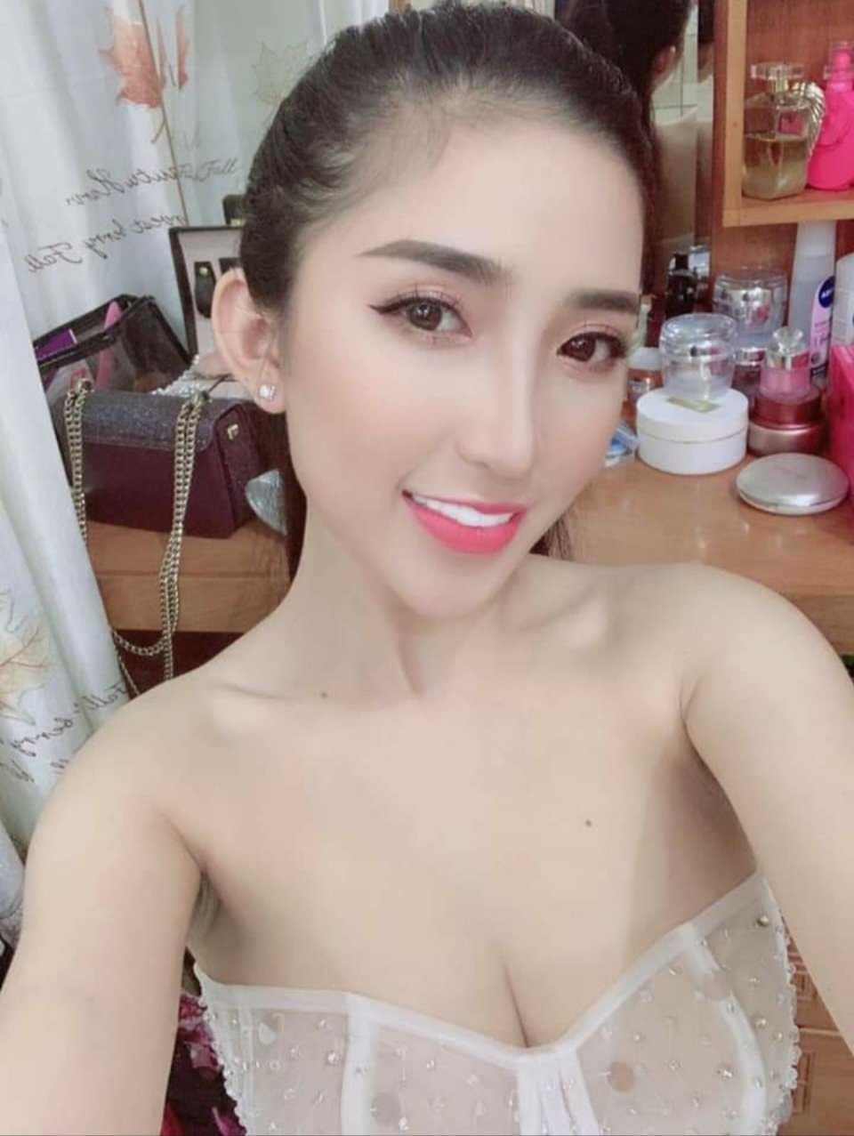 Jessica Anal escort in Da Nang